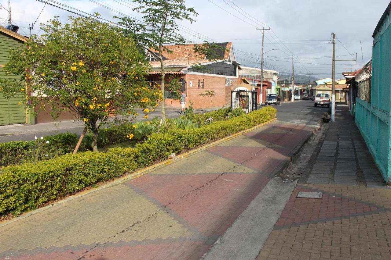 Casa Mora B&B Cartago Exterior photo